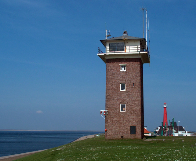 lighthouse Huisduinen
