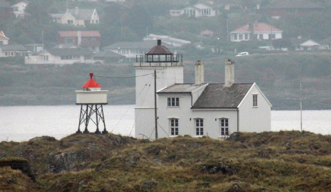 new lighthouse Sørhaugøy